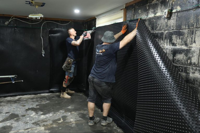 Expert Vapor Barrier Installation for Long-Lasting Results