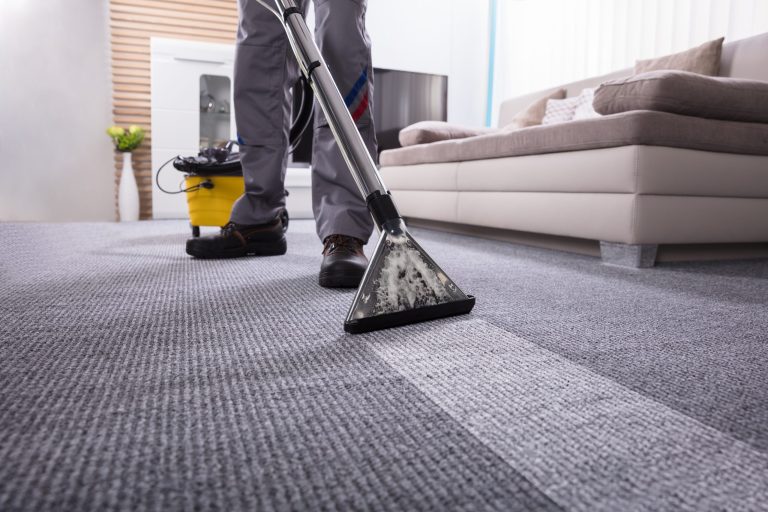 Expert Rug & Carpet Cleaning Dubai – On-Site & Deep Shampoo