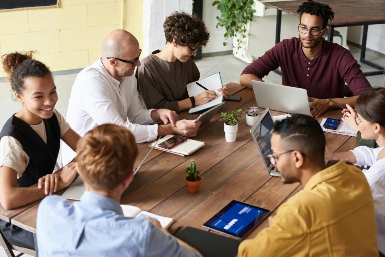 Social Media Marketing Companies Edmonton: Choosing the Right Partner